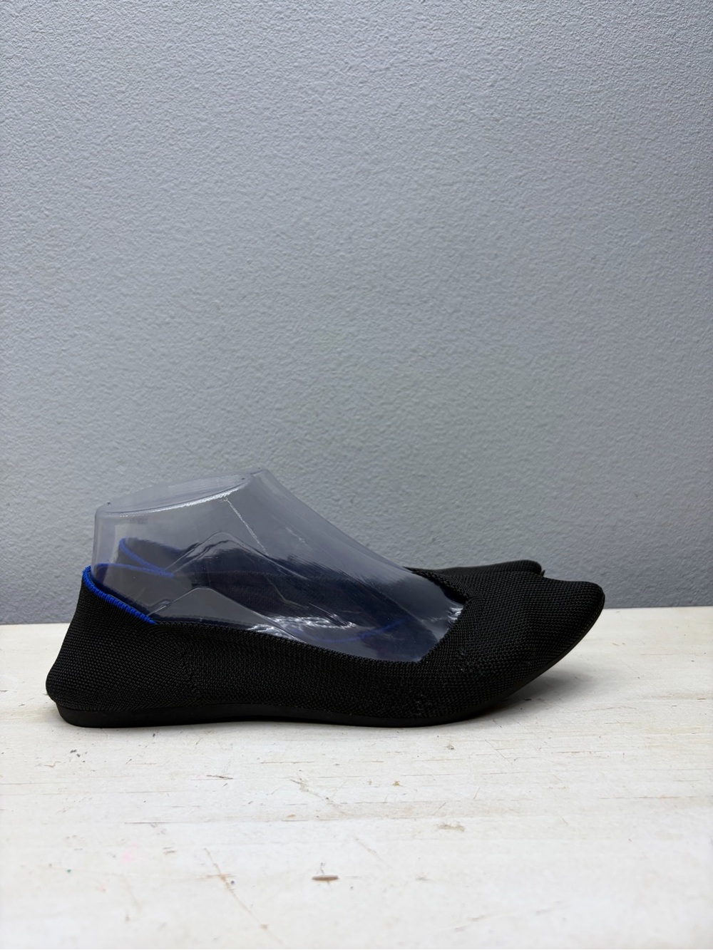 Rothy’s Black Pointed Toe Flats Size 8 - Picture 3 of 8
